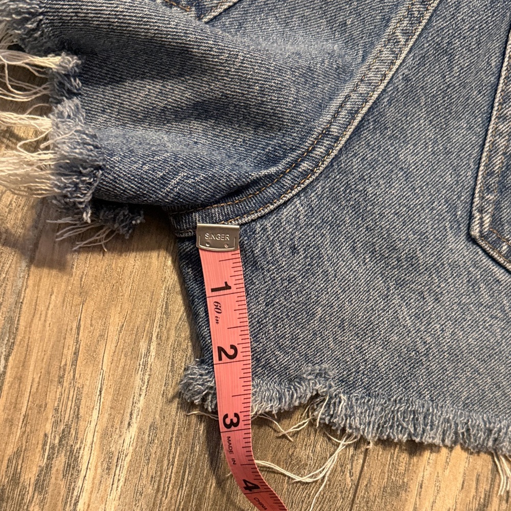 Madewell Frayed Hem Jean Shorts - Blue - Picture 7 of 7